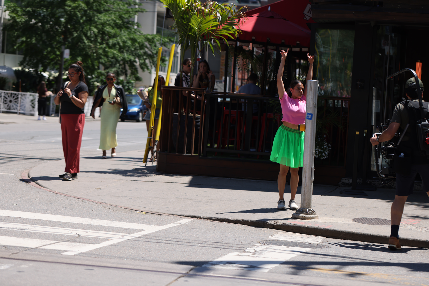 Momentarily transforming the popular destination at King and Portland into a site of critical engagement through a 29-step choreography that invited spatial negotiation and encounters with the Other within a space that is otherwise governed by capitalist-consumerist logic that actively seeks to erase all forms of anomaly.
This is created in response to Score 4.
Score 4 is created by Mushtari Afroz
Choreography created by Mushtari Afroz
Performance co-created with Rachana Joshi, Rajvi Dedhia and Nidhi Baadkar.