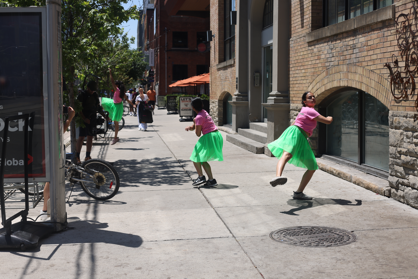 Momentarily transforming the popular destination at King and Portland into a site of critical engagement through a 29-step choreography that invited spatial negotiation and encounters with the Other within a space that is otherwise governed by capitalist-consumerist logic that actively seeks to erase all forms of anomaly.
This is created in response to Score 4.
Score 4 is created by Mushtari Afroz
Choreography created by Mushtari Afroz
Performance co-created with Rachana Joshi, Rajvi Dedhia and Nidhi Baadkar.