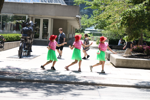 Performative Flanerie in response to Score 1

Score 1 created by Mushtari Afroz