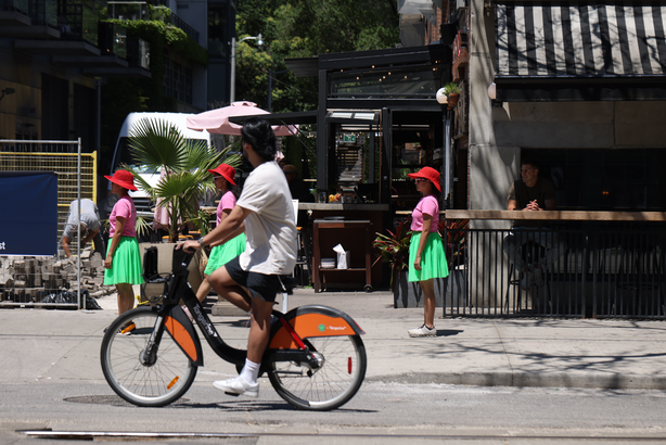 Performative Flaneries in response to Score 1

Score 1 created by Mushtari Afroz