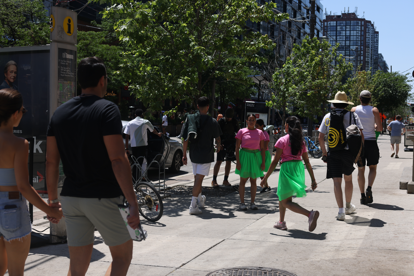 Momentarily transforming the popular destination at King and Portland into a site of critical engagement through a 29-step choreography that invited spatial negotiation and encounters with the Other within a space that is otherwise governed by capitalist-consumerist logic that actively seeks to erase all forms of anomaly.
This is created in response to Score 4.
Score 4 is created by Mushtari Afroz
Choreography created by Mushtari Afroz
Performance co-created with Rachana Joshi, Rajvi Dedhia and Nidhi Baadkar.