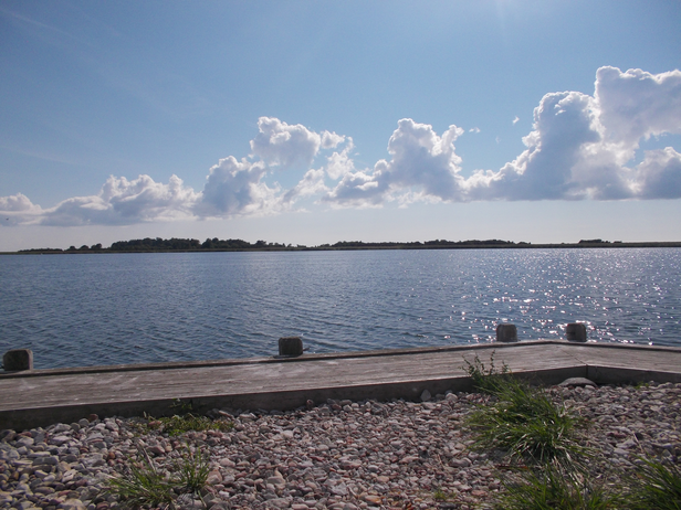 Picture of midday sky above the island of Vahase.