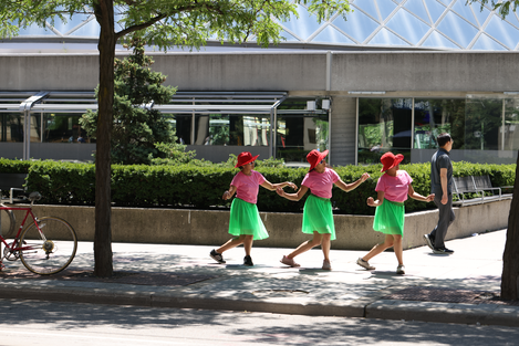 Performative Flanerie in response to Score 1

Score 1 created by Mushtari Afroz