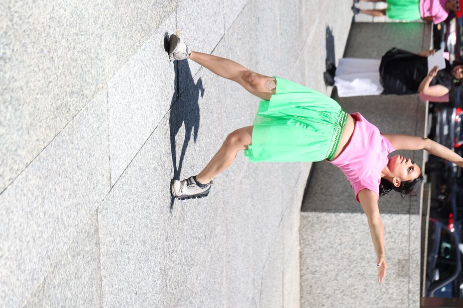 Uncommodified Pauses - Spoken Word Performance. 
In response to Score 3, Rachana Joshi is enacting a moment in which she finds herself outside the logic of consumerism.
Mushtari recites the spoken texts to accompany Rachana's performance.