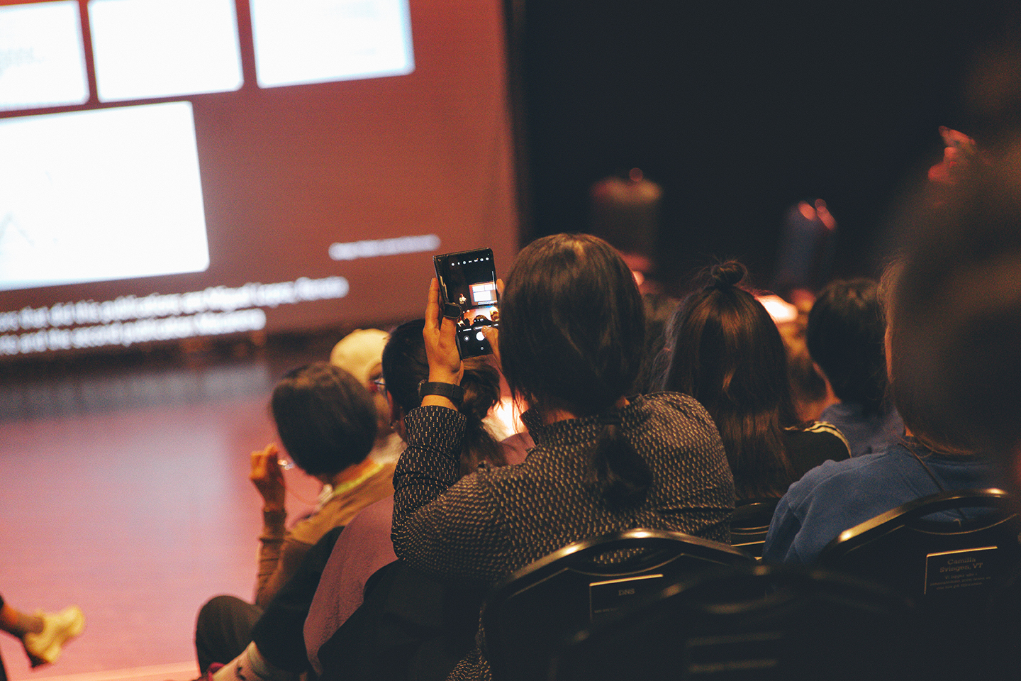 Foto fra lanseringen av rapporten, 28. juni 2025 på Cornerteateret