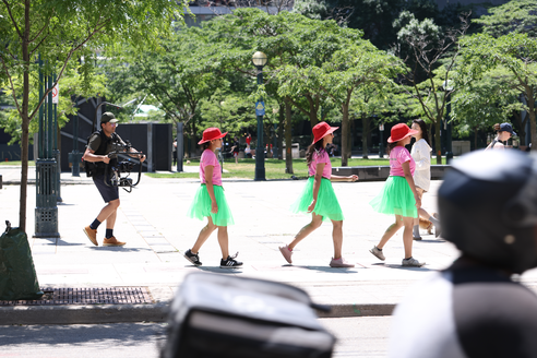 Performative Flanerie in response to Score 1

Score 1 created by Mushtari Afroz